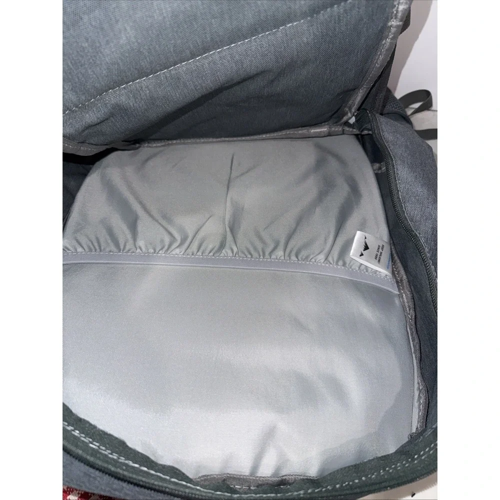 MOUNTAINTOP 40L Hiking Backpack  Outdoor Travel Camping Day Pack Rain Cover NWT!